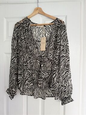Cream Brand Black-and-Cream Zebra Print V-Neck Blouse
